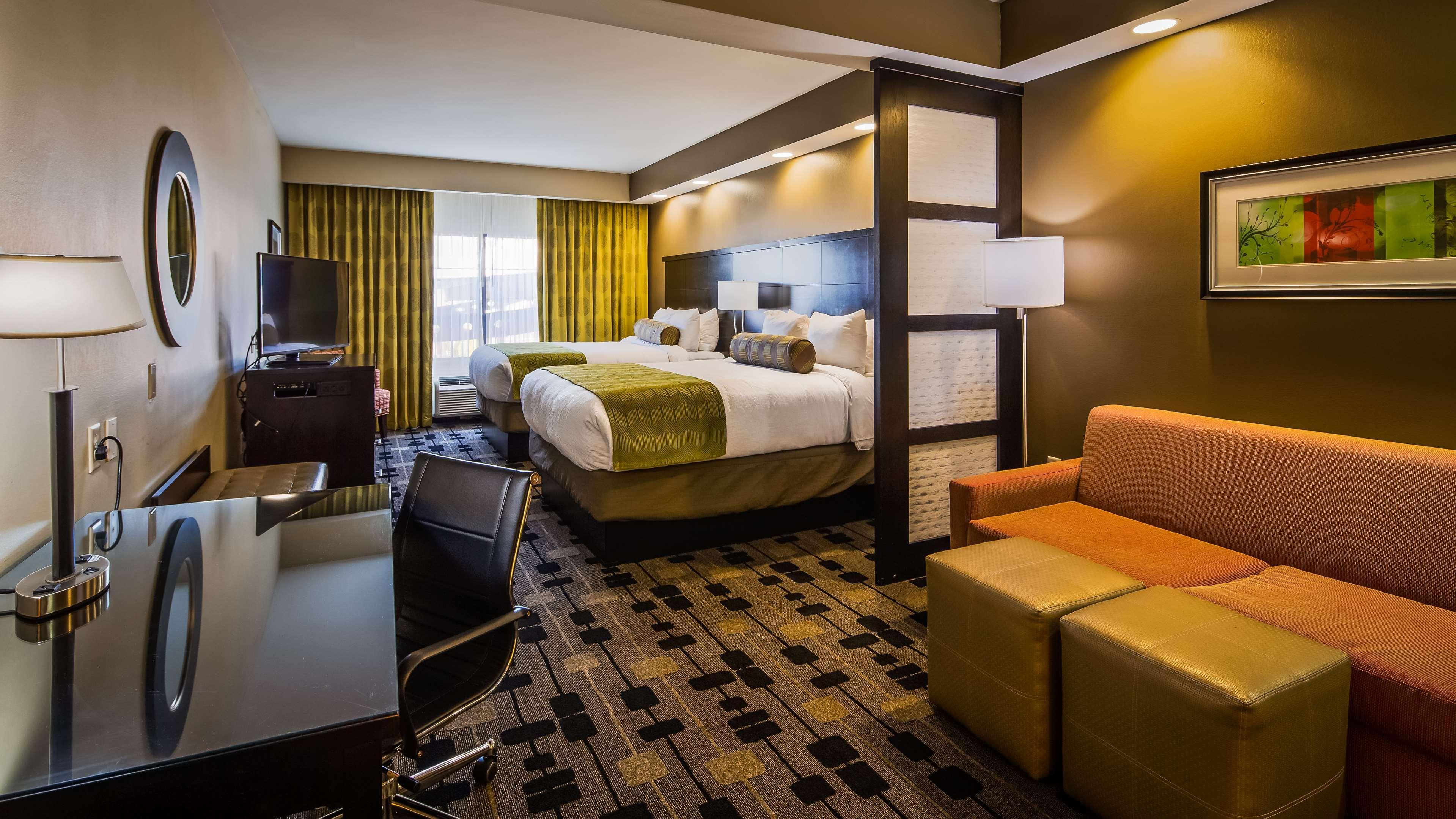Best Western Plus University Inn Хатисбург Екстериор снимка