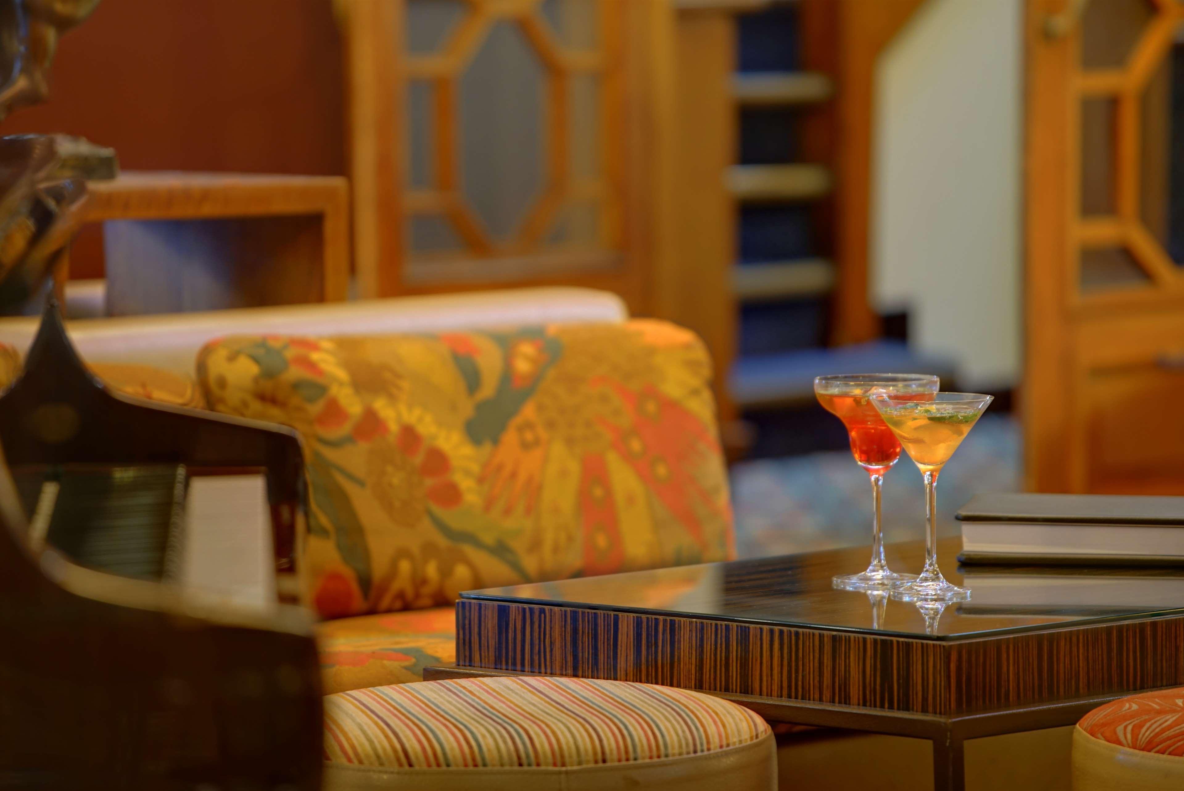 Best Western Plus University Inn Хатисбург Екстериор снимка